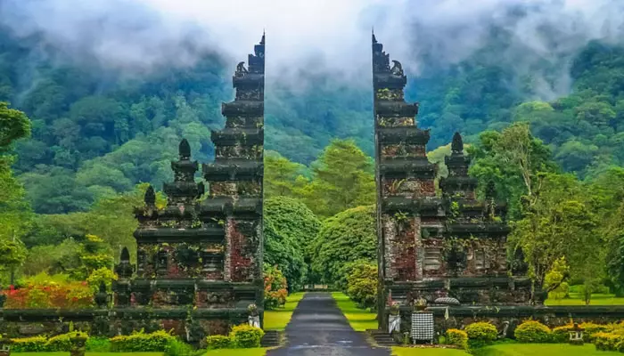 تور اندونزی